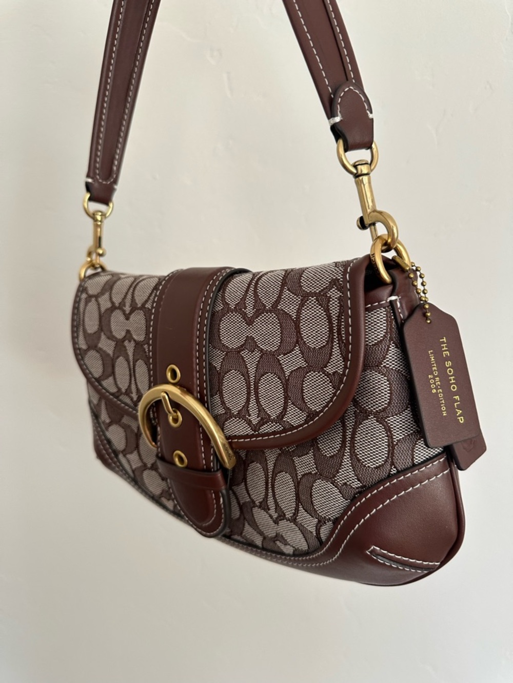 Coach SoHo Flap Bag Limited Re-edition Brown Signature-Print with Gold Buckle - Picture 2 of 16